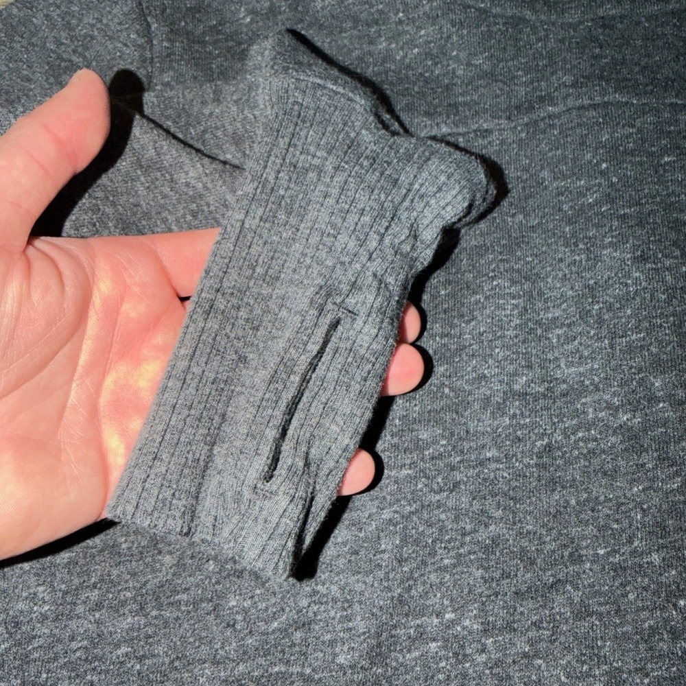 ALO Yoga Haze Turtleneck Pullover Sweatshirt Womens Medium Gray Cozy Athleisure - Picture 8 of 8